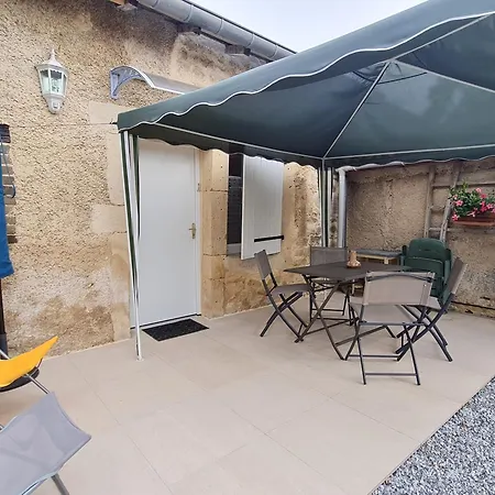 Avec Terrasse Pres Du De Madine, Ideal Pour 2 A 4 Personnes - Fr-1-585-90 *