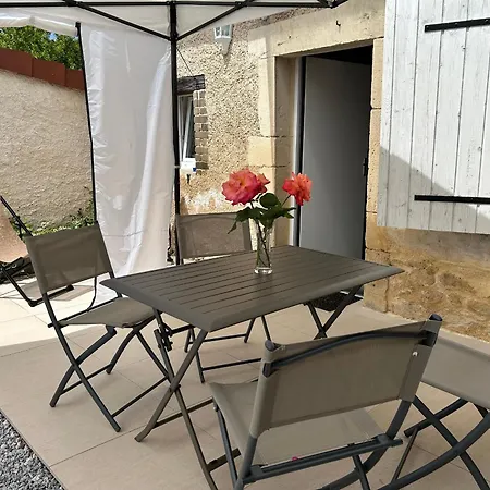 Avec Terrasse Près Du De Madine, Idéal Pour 2 à 4 Personnes - Fr-1-585-90 Séjour à la campagne